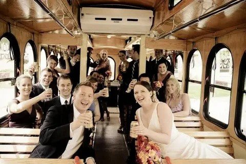 Make Your Big Day Special with the Perfect Wedding Transportation