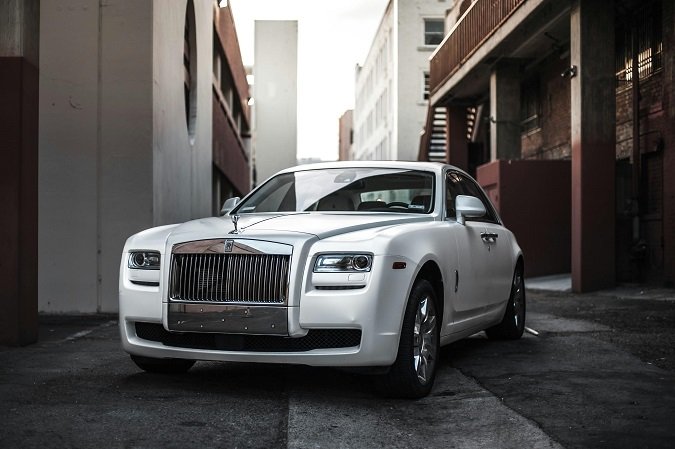 Luxury Car Rentals for Weddings in London: The Growing Demand for Chauffeur-Driven Cars