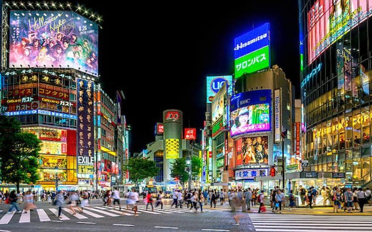 Top 10 Must-See Tourist Spots & Attractions in Japan